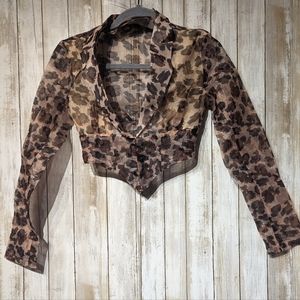 Pretty little things tan leopard print pointed hem sheer organza blouse size6